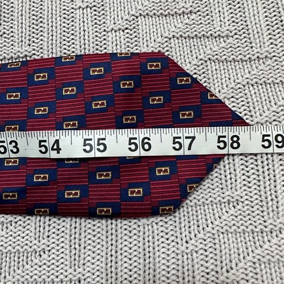Vintage Fendi red monogram geometric silk tie - Picture 6 of 7